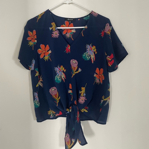 Silk navy floral blouse - Picture 1 of 3